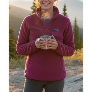 Patagonia Women's Magenta Re-Tool Snap-T Fleece Pullover Size Small Cozy Outdoor